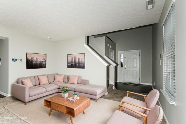 Photo - 1396 Pencross Ln