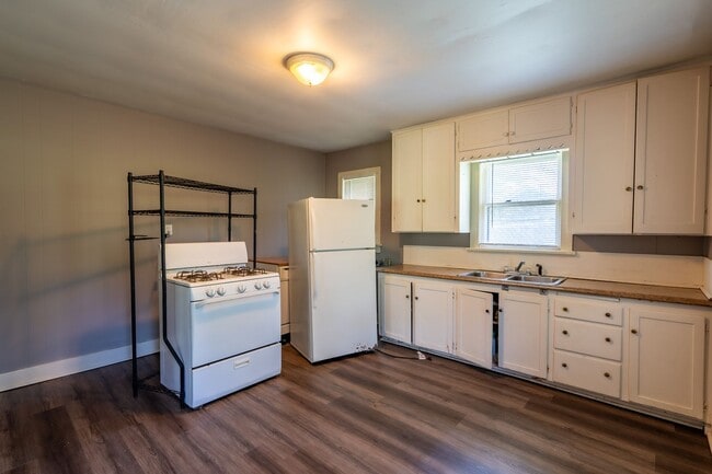 Photo - West Tulsa 2 Bedroom Home! Available Mid-N...