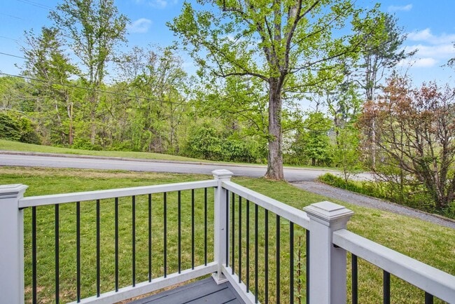 Photo - 415 Mountain View Rd Unidad A