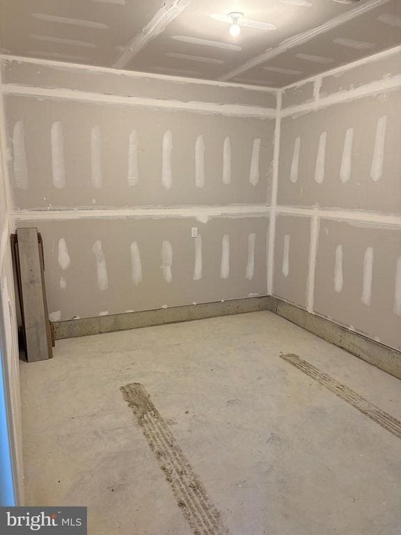 Photo - 55 Basswood St