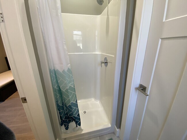 Photo - 1801 Hallen Ave Unit 1