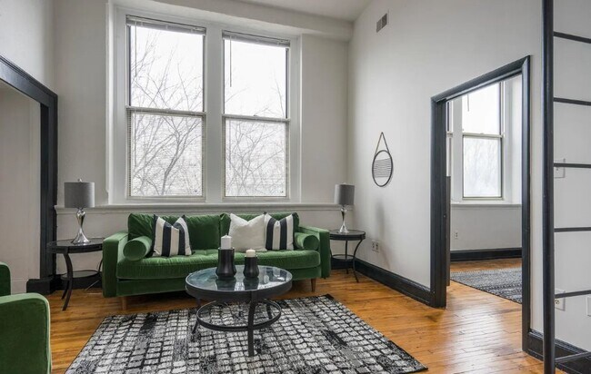 Photo - 3809 Spring Garden St Unidad B2