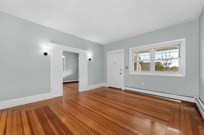 Photo - 537 Park Ave