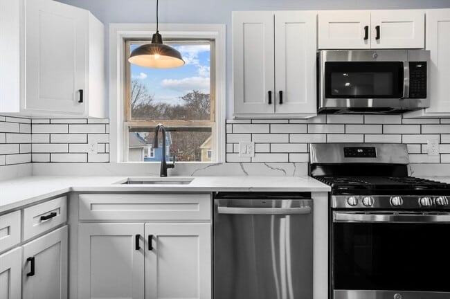 Photo - 1A Puritan Ave Unidad 2