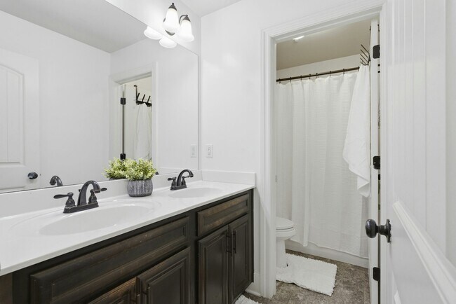 Photo - 8349 Anslee Way NW
