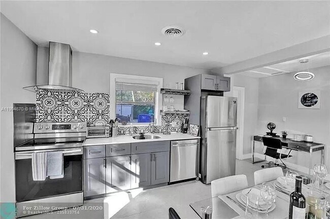 Photo - 608 N 24th Ave