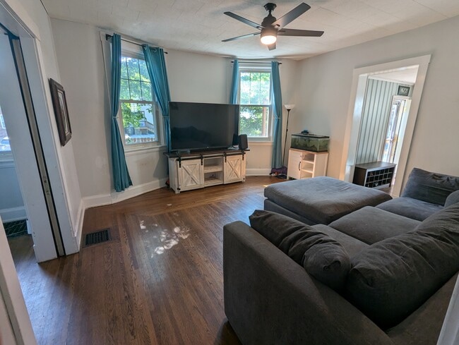 Building Photo - 2539 Marsh Ave Rental