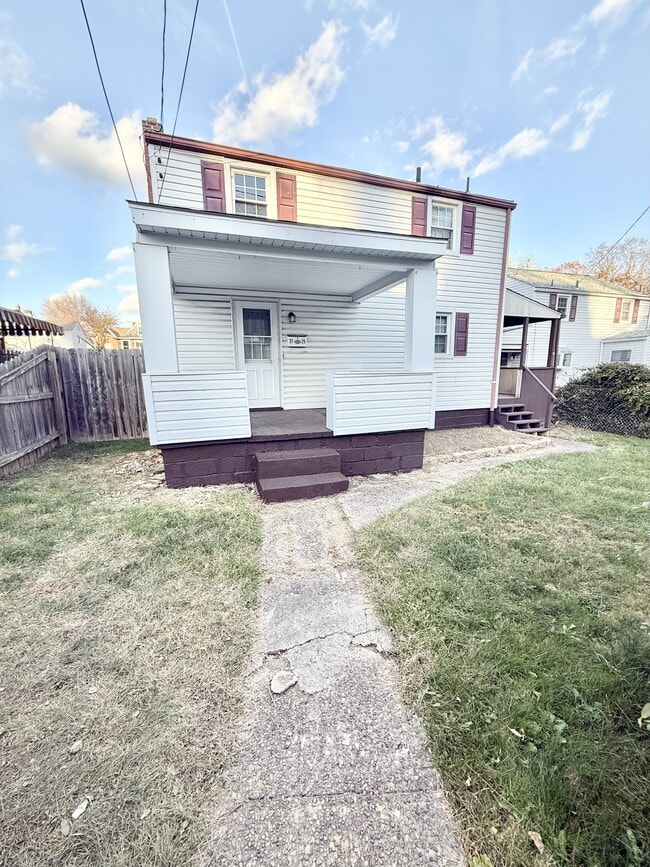 Building Photo - 2125 Wesley St