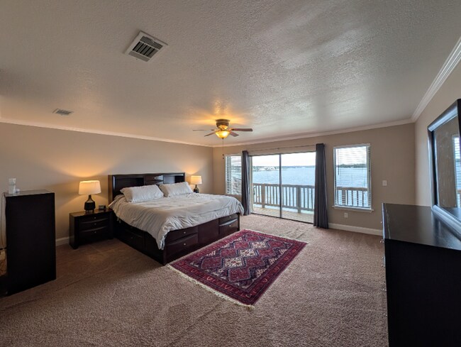 Photo - 810 Eglin Pkwy NE