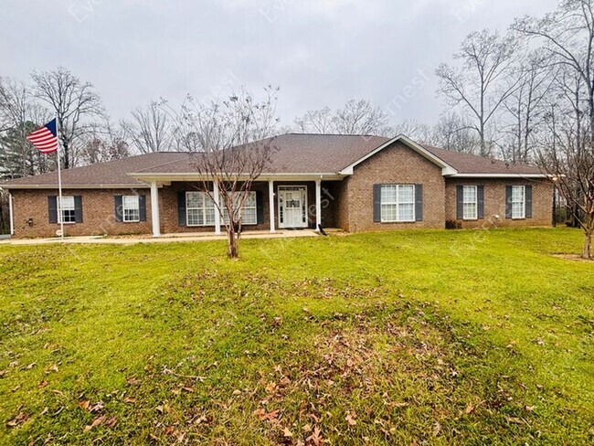 Photo - 1181 Henry Rd House