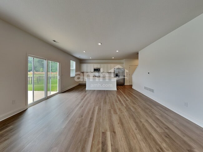 Photo - 202 Kramer Mills Dr