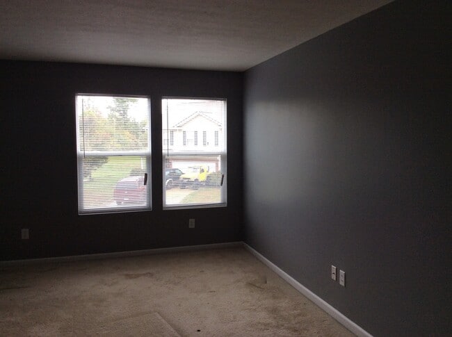 Photo - 4 BR home in Franklin, Indiana