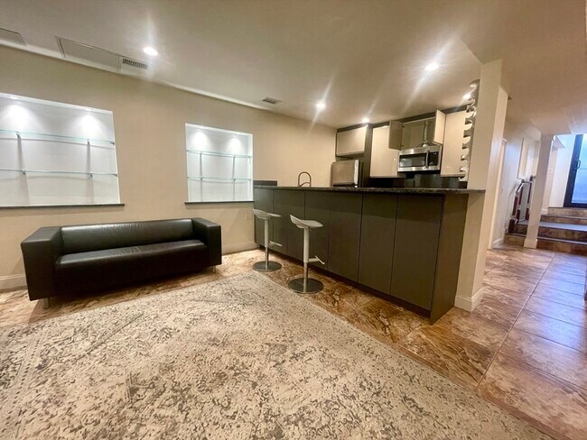 Photo - 25 Saint Marys Ct