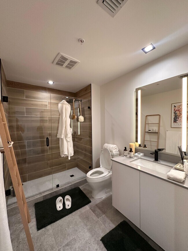 Photo - 450 NW 20th St Condo Unit S6