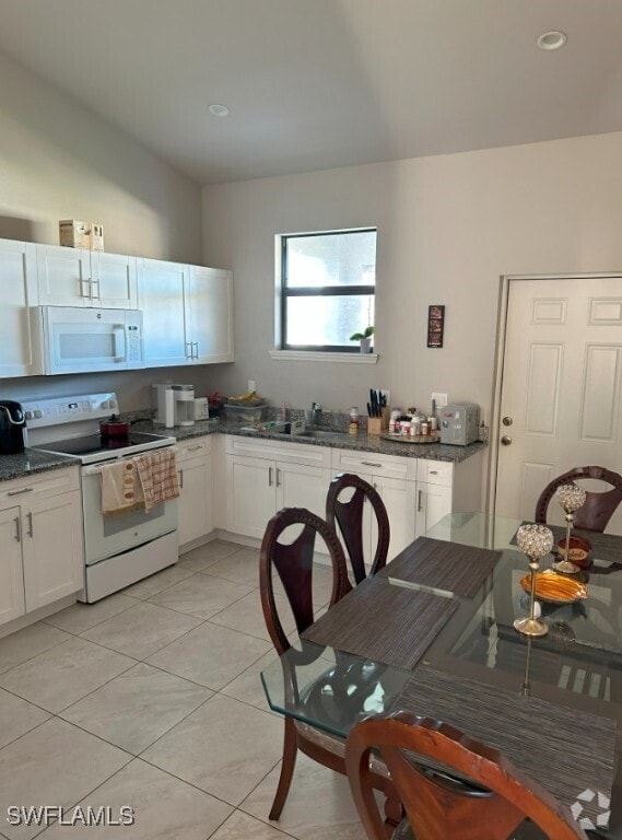 Building Photo - 2861 Tropicana Blvd Unit B Rental