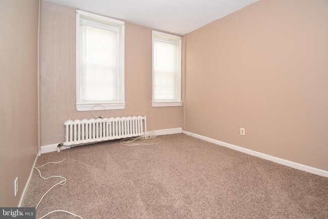 Photo - 200 E Broad St Unit 1