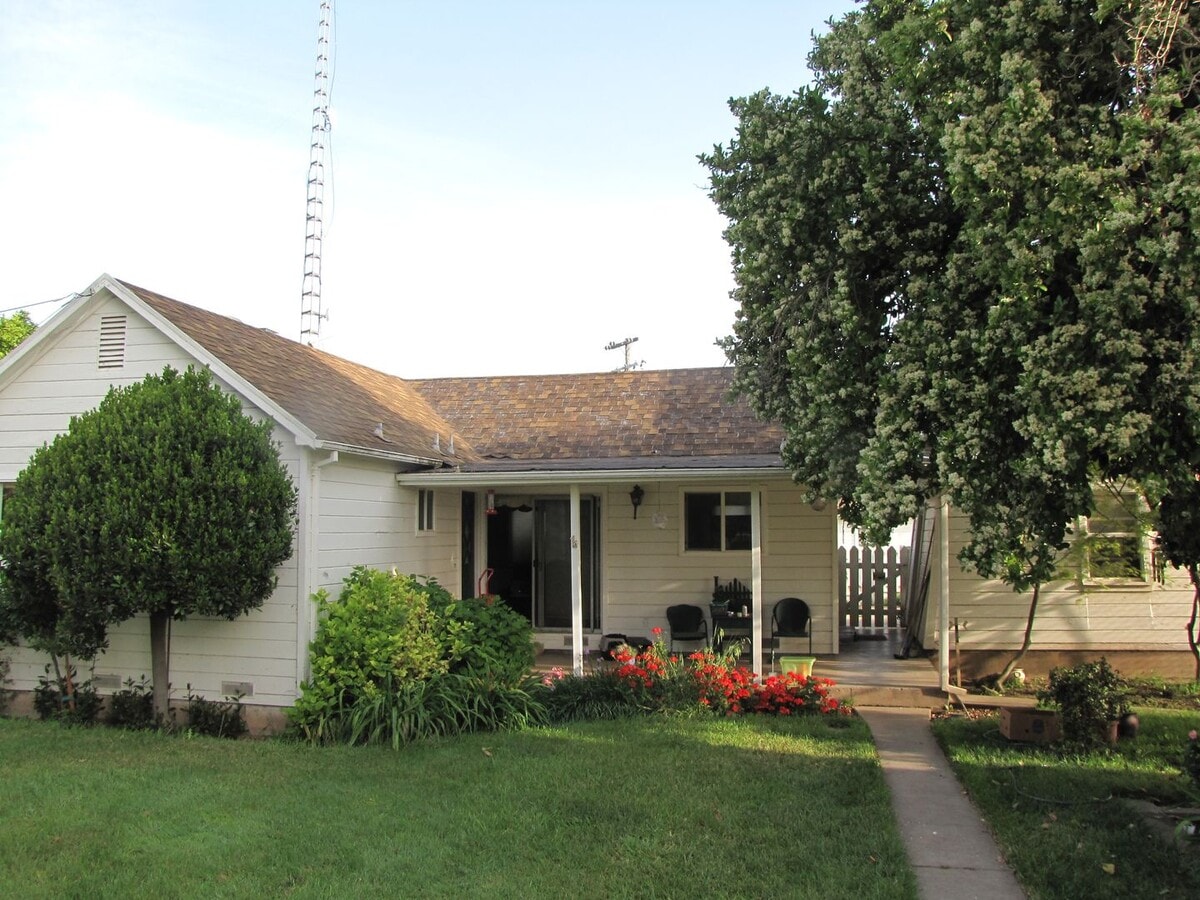 Photo - 15573 E Milton Rd