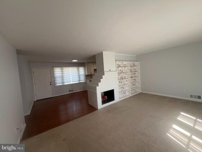 Photo - 13209 Thornton Dr