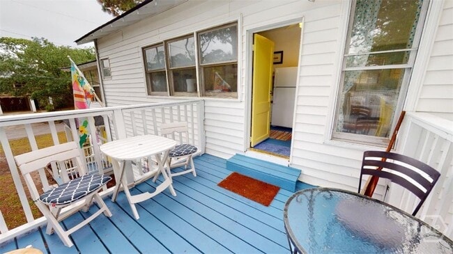 Photo - 712 2nd Ave