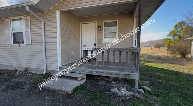 Building Photo - 406 S 3rd St Unit 406 S 3rd St A