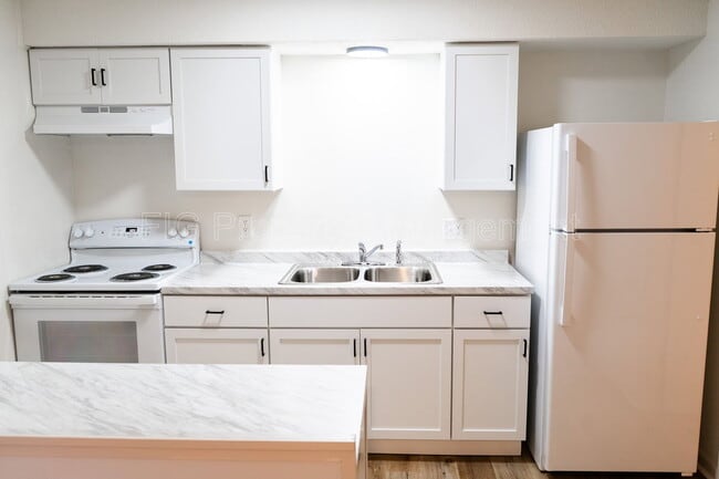 Photo - 3120 E Governor John Sevier Hwy