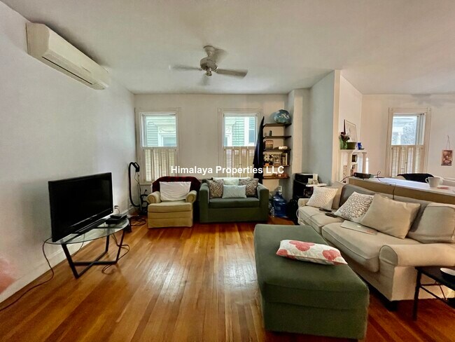 Photo - 54 Fayette St Unidad 1