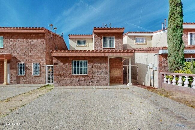 Building Photo - 3519 Oasis Dr Rental