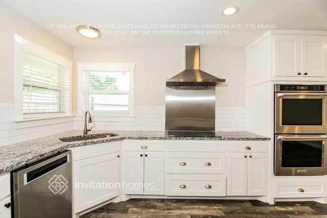 Photo - 8213 Mark Ln