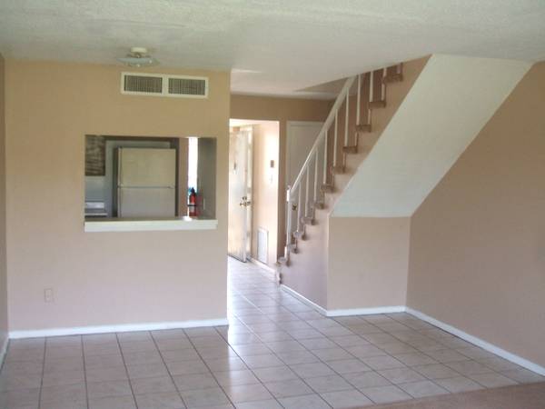 Photo - Timberland Apartments