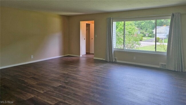 Photo - 6862 Westview Dr