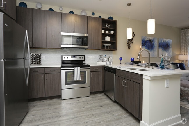 Link Apartments® West End