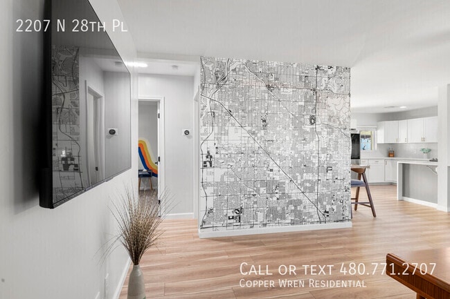 Photo - 2207 N 28th Pl