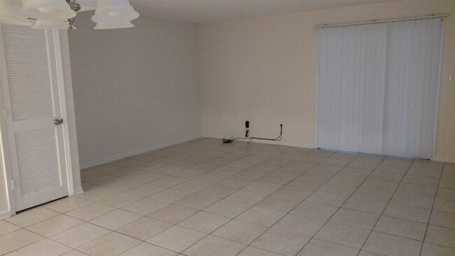 Photo - 2438 Atlas Rd