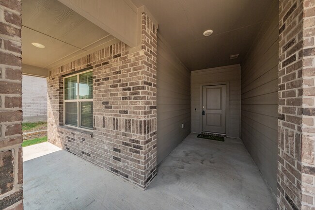 Photo - 1385 Dillard Creek Dr