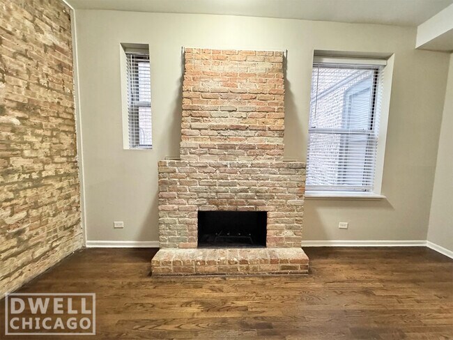 Photo - 3430 N Elaine Pl Unidad 2