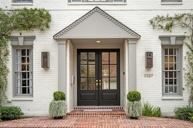 Photo - 5527 Briar Dr