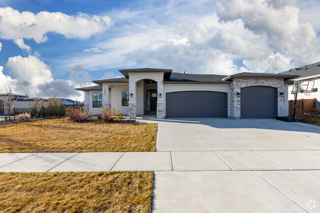 Building Photo - 2603 N Foudy Ave Rental