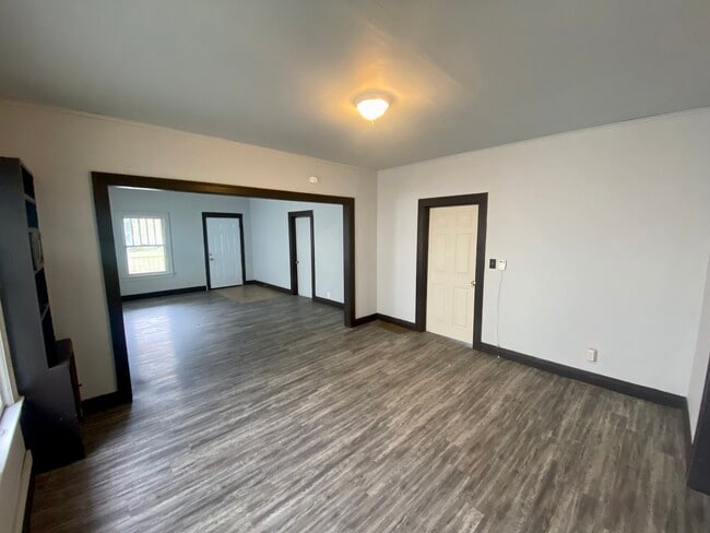 Photo - 501 N Bowman Ave