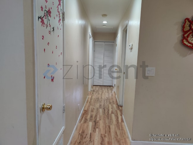 Photo - 45 Lonetree Ct