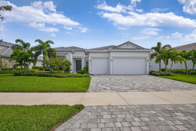 Building Photo - 10904 Stellar Cir Rental