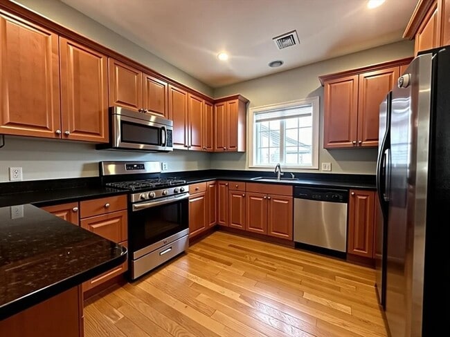 Photo - 6 Wyman St Unit 3