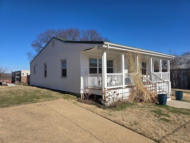 Photo - Beautiful Single Family Rental Home - Downtown Washington MO 63090