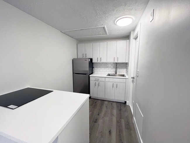 Pine Grove Apartments
