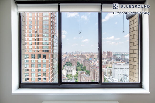 Photo - 225 E 95th St Unit FL30-ID622