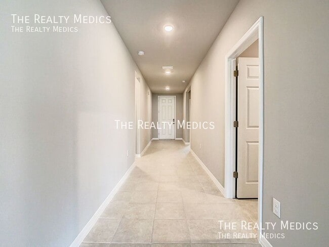 Photo - 709 Alta Vista Ct