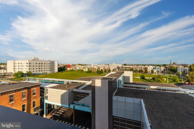 Photo - 104 W Berks St