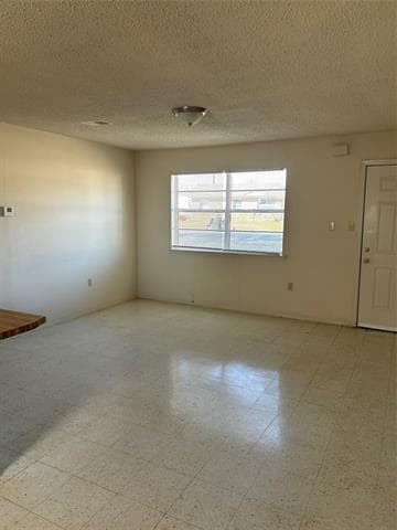 Photo - 1516 Coral Cut Off