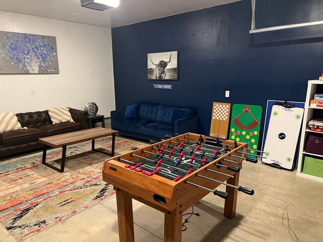 Photo - 118 Fitzgerald Dr Unidad SI FL3-ID1039084P