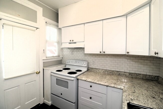 Photo - 56-58 N Nice St Unidad 1L
