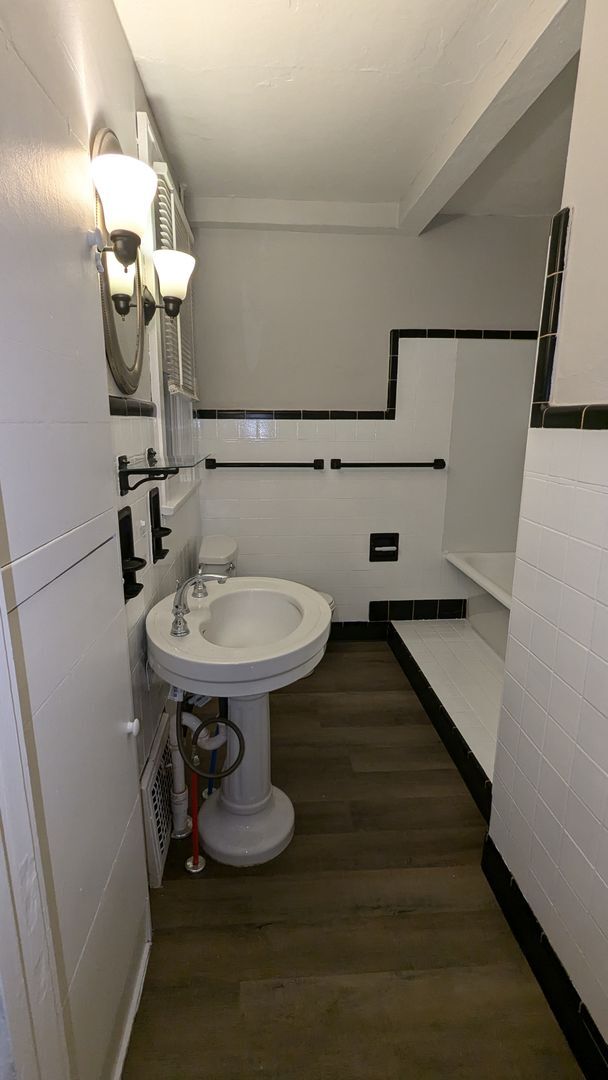 Photo - 1-Bedroom, 1-Bathroom Duplex Home for Rent in Perry Unidad B